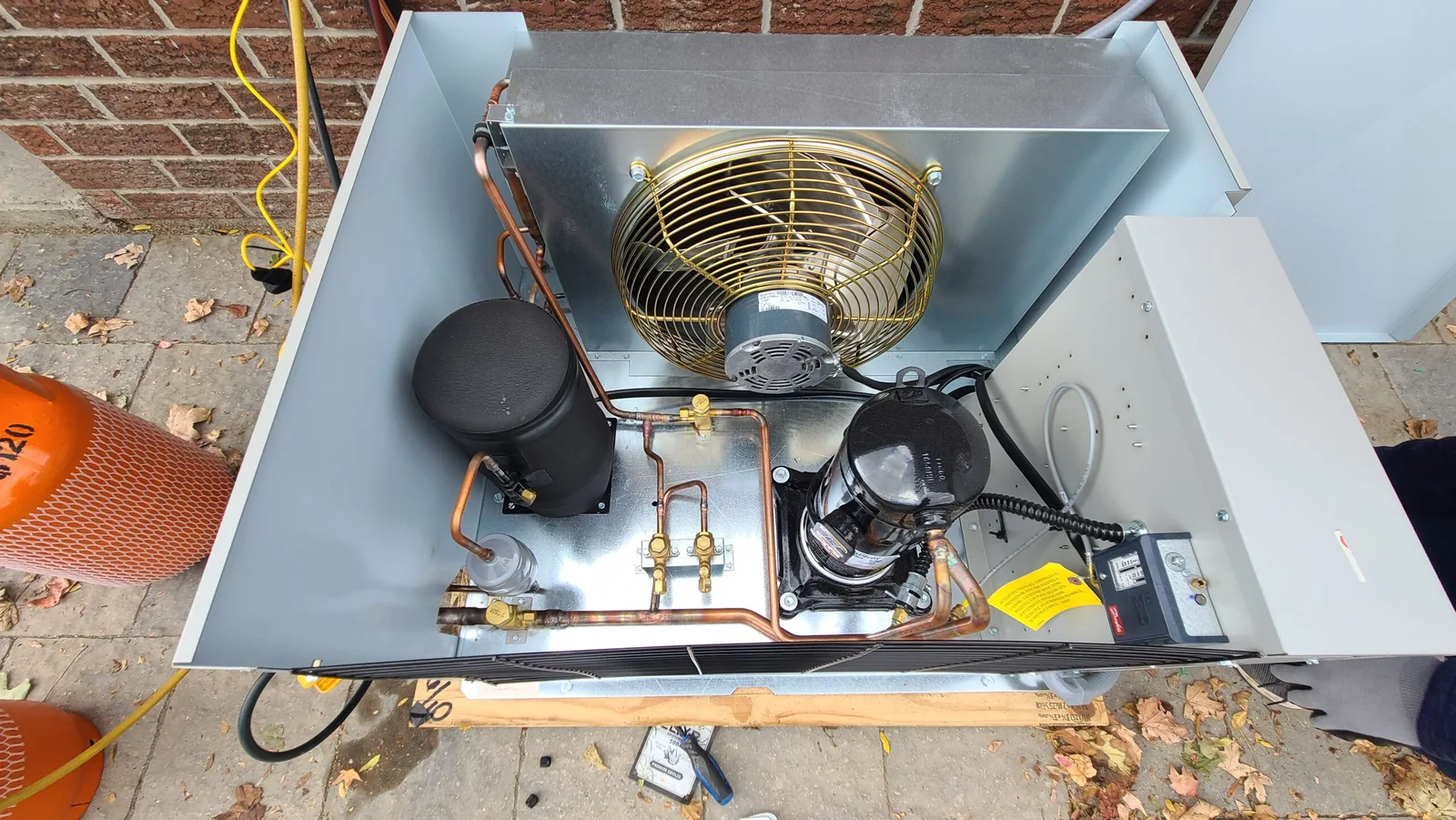 Walk-In Cooler Build & Install